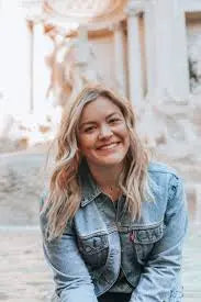 Mariana L.